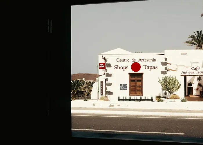 Casa Mercade * 雅伊萨